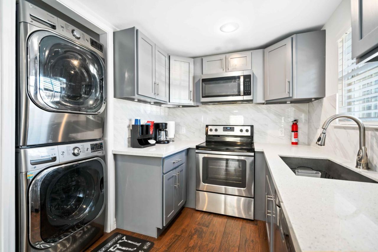 Stunning & Vibrant Apt 7 Min From Tx Med Center Хюстън Екстериор снимка